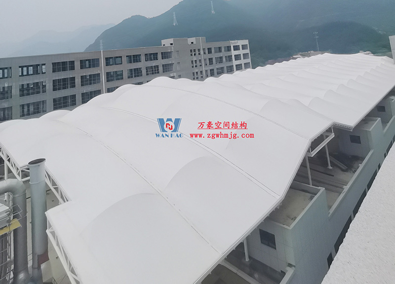浙江真愛毯業科技有限公司廠房三屋面膜結構工程完工大吉！